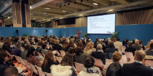L’intelligence artificielle dans l’enseignement : plus qu’une nécessité, une « urgence »