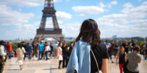 Apprendre une langue en immersion : le phénomène des séjours linguistiques